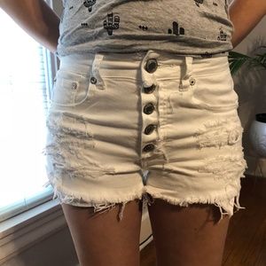 American Eagle White 5- Button Shorts